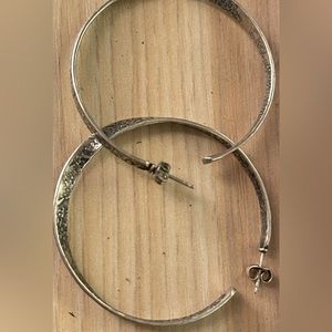 P1731 Retired Silpada hoop earrings. Sterling silver with locking posts.